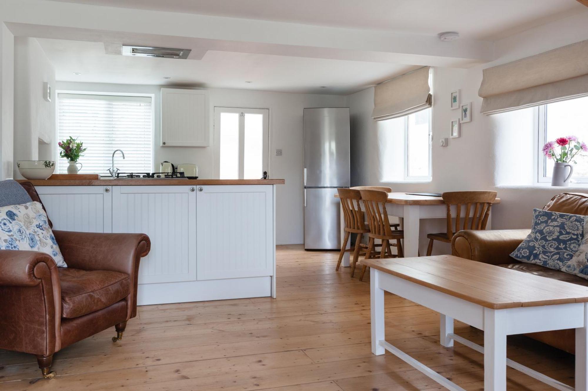 Cosy Beachside Cottage Bigbury Номер фото