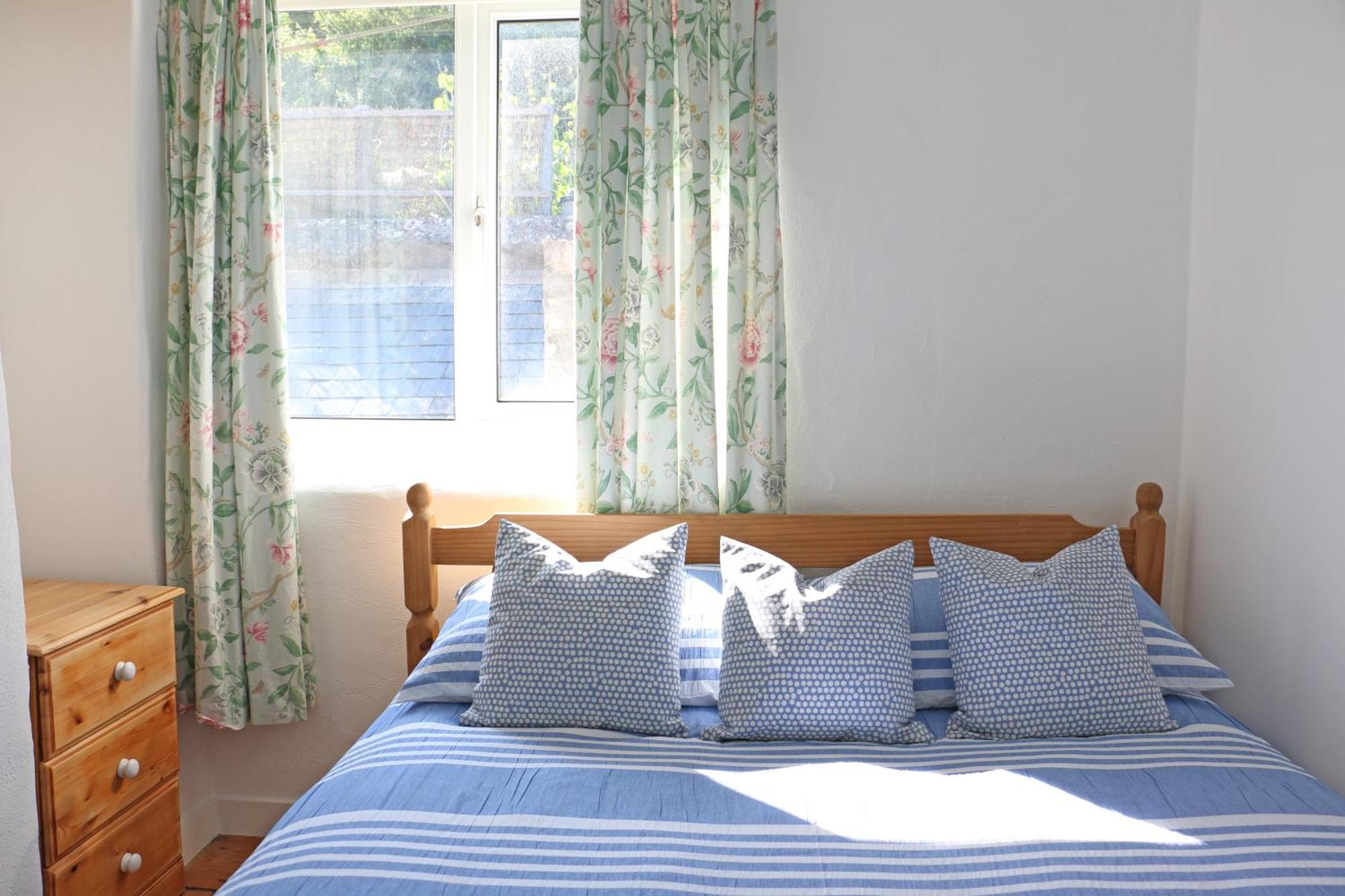 Cosy Beachside Cottage Bigbury Экстерьер фото